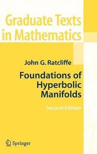 bokomslag Foundations of Hyperbolic Manifolds