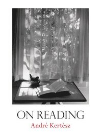 bokomslag On Reading