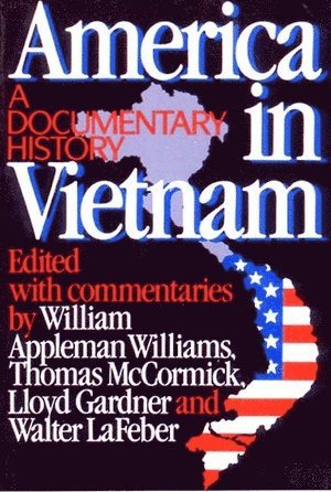 bokomslag America in Vietnam