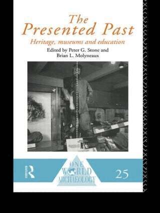 B. L. Molyneaux, P. G. Stone - Presented Past, Inbunden