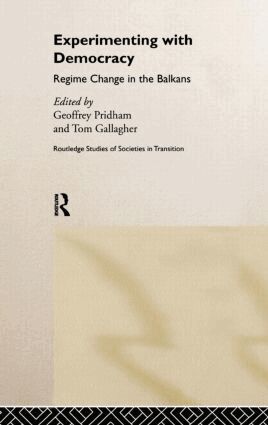 Tom Gallagher, Geoffrey Pridham - Experimenting With Democracy, Inbunden