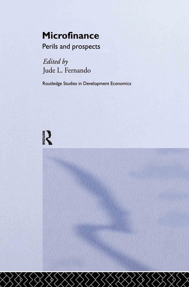 Jude L. Fernando - Microfinance, Inbunden