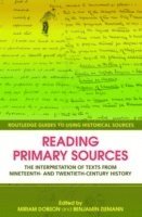 bokomslag Reading Primary Sources