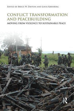 Bruce W. Dayton, Louis Kriesberg - Conflict Transformation and Peacebuilding, Häftad