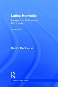 bokomslag Latino Homicide