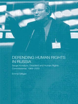 bokomslag Defending Human Rights in Russia