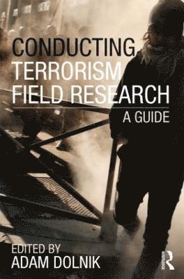 bokomslag Conducting Terrorism Field Research
