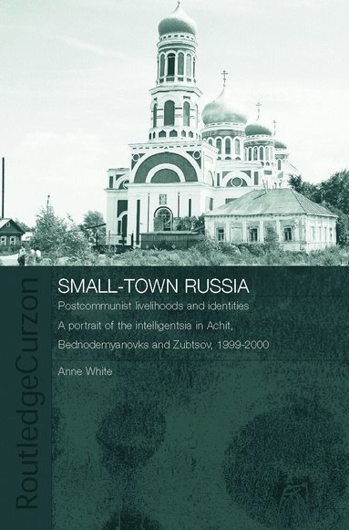 Anne White - Small-Town Russia, Häftad