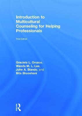 bokomslag Introduction to Multicultural Counseling for Helping Professionals