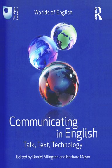 bokomslag Communicating in English