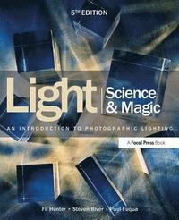 bokomslag Light Science & Magic