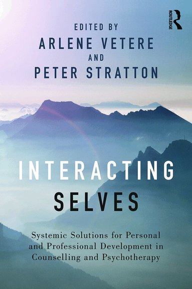 Arlene Vetere, Peter Stratton - Interacting Selves, Häftad