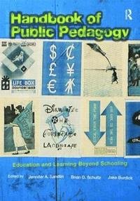 bokomslag Handbook of Public Pedagogy