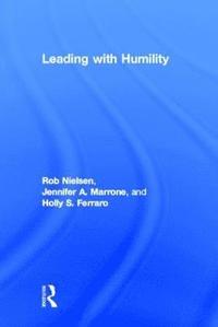 bokomslag Leading with Humility