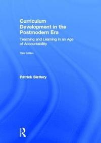 bokomslag Curriculum Development in the Postmodern Era