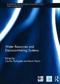bokomslag Water Resources and Decision-Making Systems
