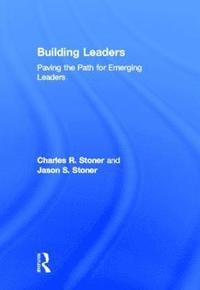 bokomslag Building Leaders