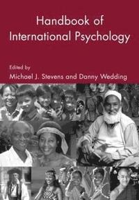 bokomslag The Handbook of International Psychology