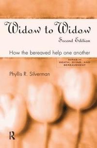 bokomslag Widow to Widow
