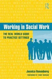 bokomslag Working in Social Work