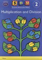 bokomslag Scottish Heinemann Maths 2, Multiplication and Divison Activity Book 8 Pack