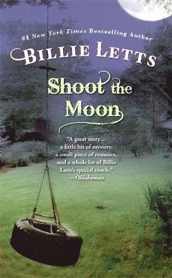 bokomslag Shoot The Moon