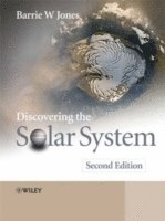 bokomslag Discovering the Solar System 2e