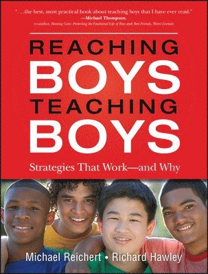 Michael Reichert, Richard Hawley - Reaching Boys, Teaching Boys, Häftad