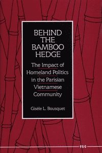 bokomslag Behind the Bamboo Hedge