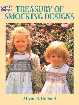 bokomslag Treasury of Smocking Designs