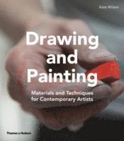 bokomslag Drawing and Painting: Materials and Techniques for Contemporary Artists