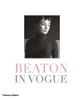 Beaton in Vogue 1