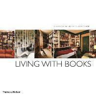 bokomslag Living with Books