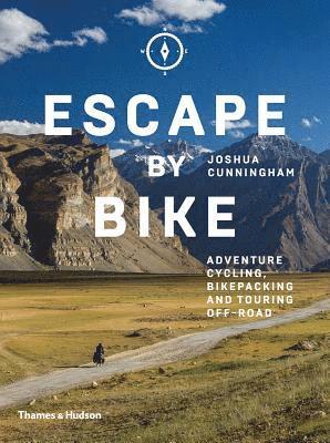 bokomslag Escape by Bike