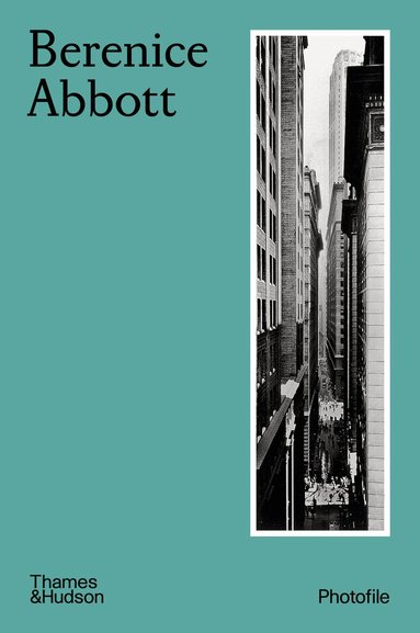Berenice Abbott, Häftad