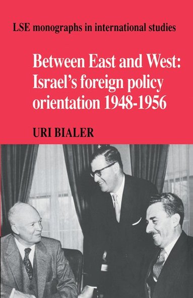 Uri Bialer - Between East and West, Häftad