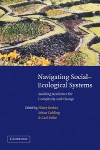 bokomslag Navigating Social-Ecological Systems