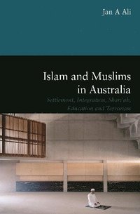 bokomslag Islam and Muslims in Australia