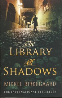 bokomslag The Library of Shadows