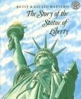 bokomslag The World around Us -Grade Two -the Story of the Statue of Liberty