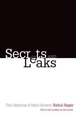 bokomslag Secrets and Leaks