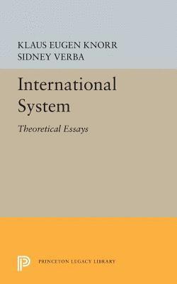 bokomslag International System