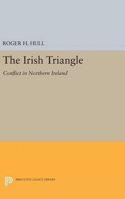 Roger H. Hull - Irish Triangle, Inbunden