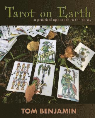 bokomslag Tarot on Earth