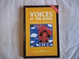 Owain Burt, Christine Jones - Voices at the Door, Häftad
