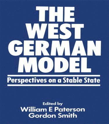 William E Paterson, Gordon R Smith, William E. Paterson, Gordon R. Smith - West German Model, Inbunden