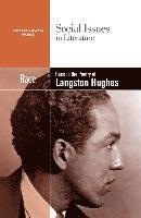 Claudia Durst Johnson - Race in the Poetry of Langston Hughes, Häftad