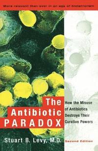 bokomslag The Antibiotic Paradox