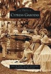 Mary M. Flekke, Randall M. MacDonald - Cypress Gardens, Häftad