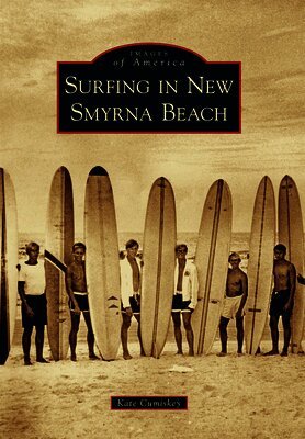 Kate Cumiskey - Surfing in New Smyrna Beach, Häftad